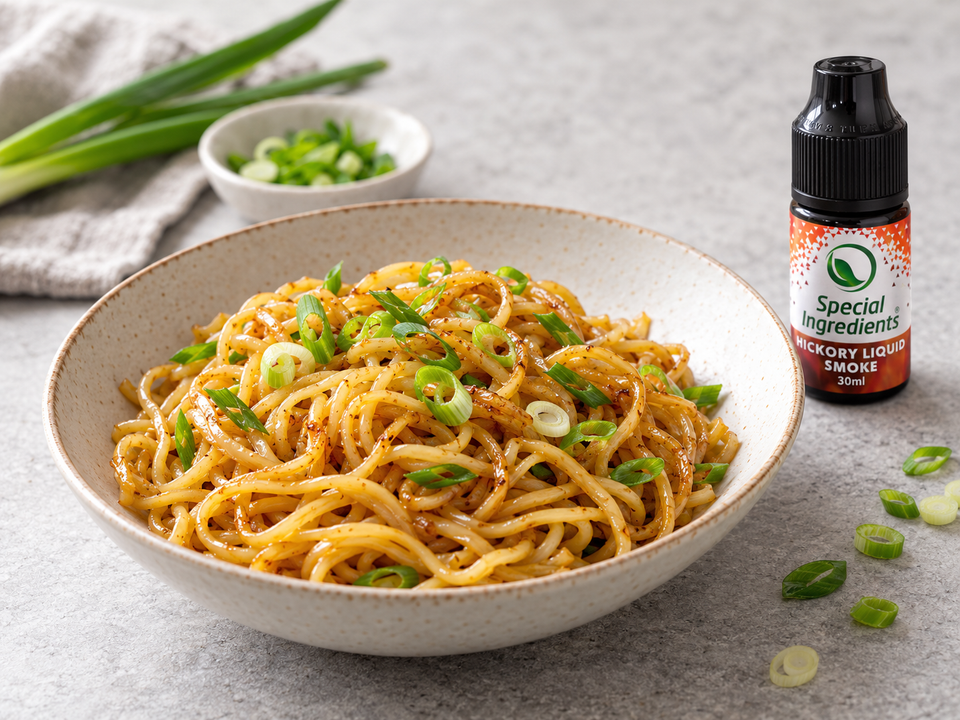 Spaghetti cinesi affumicati all'uovo — preparazione con confezione attuale Special Ingredients
