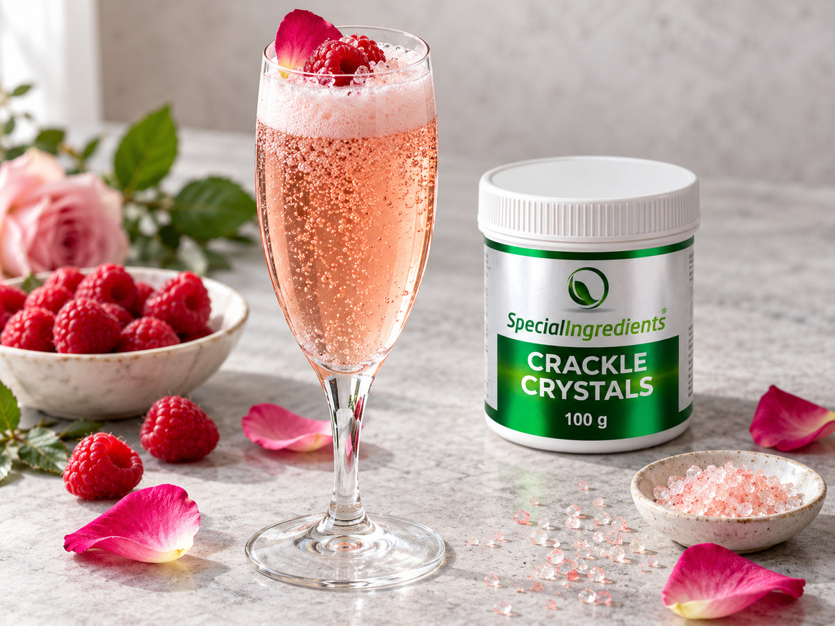 Cocktail frizzante al lampone e rosa